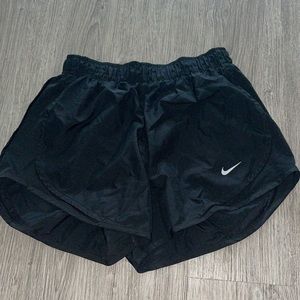 nike dri fit shorts size small